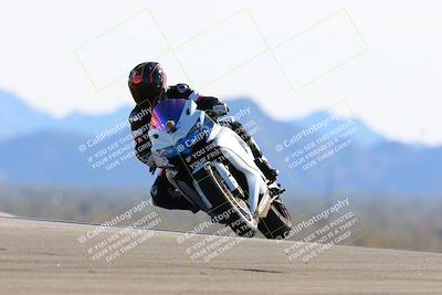 media/Jan-08-2022-SoCal Trackdays (Sat) [[1ec2777125]]/Turn 9 (125pm)/